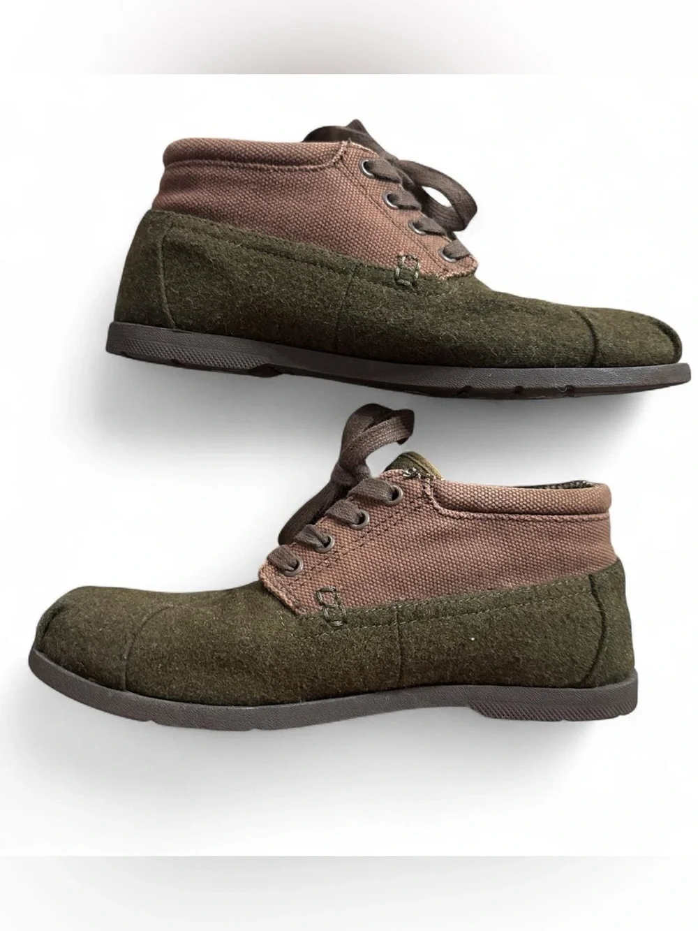 Toms Olive Green and Brown Lace-Up Wool Ridge Botas